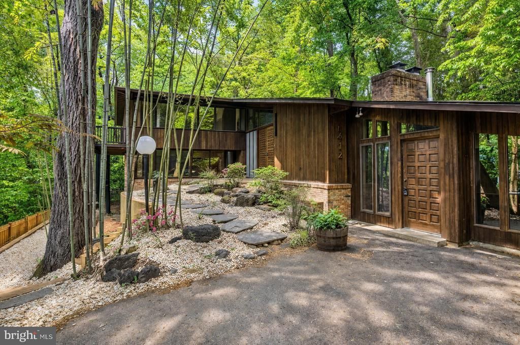 6412 RECREATION LANE, FALLS CHURCH, VA 22041