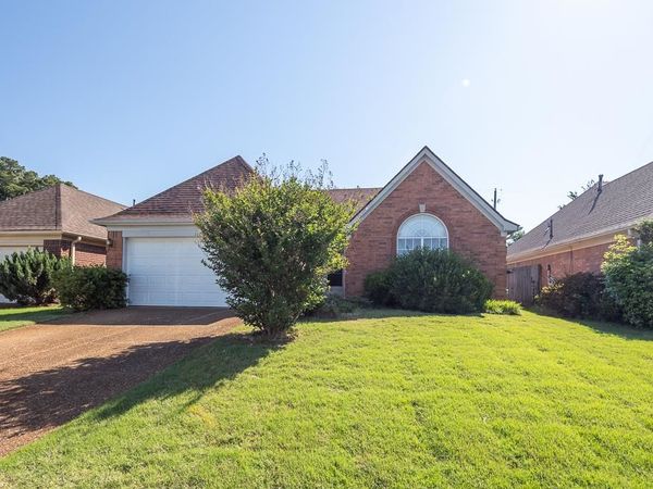 1114 CATHEDRAL LN, Cordova, TN 38018