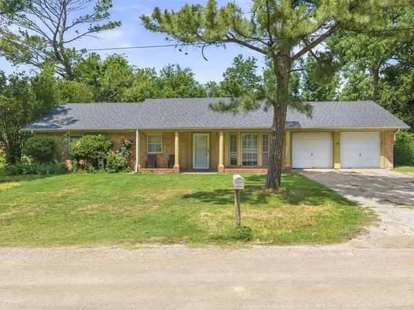 1310 E Lawrence Street, Wynnewood, OK 73098