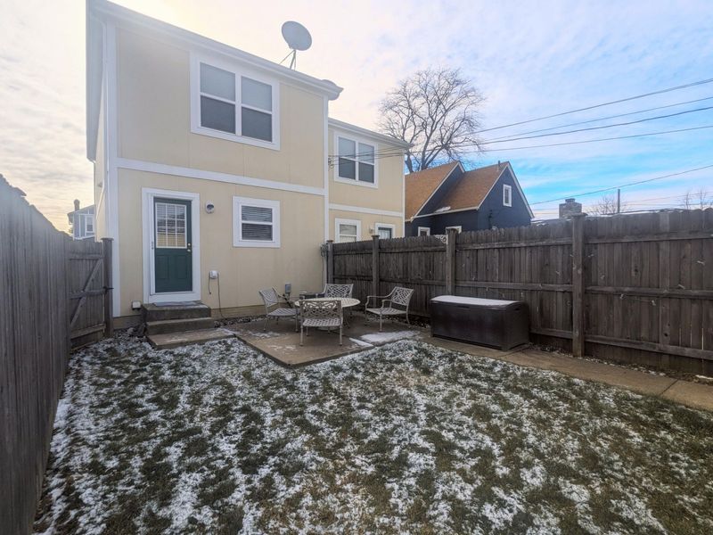 498 E Kossuth Street , Columbus, OH 43206 Photo 14