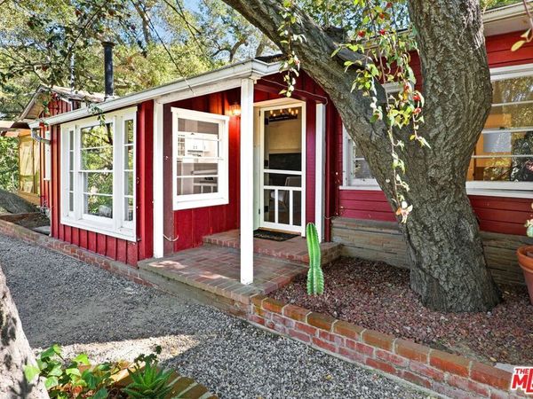 21042 Entrada Road, Topanga, CA 90290