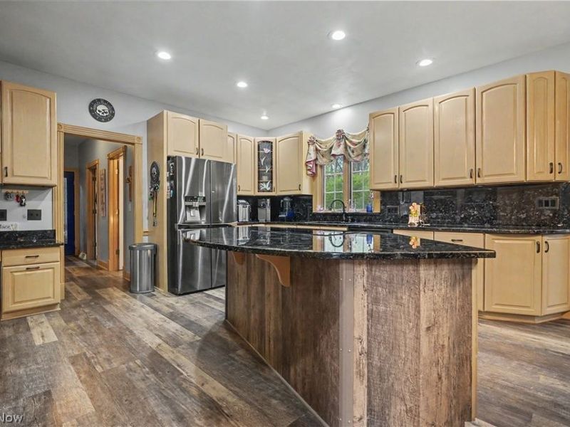 170 Oak Tree Drive, Canfield, OH 44406 Photo 7