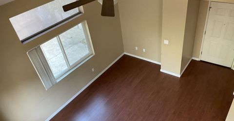 6368 Laguna Mirage Ln, Elk Grove, CA 95758 Photo
