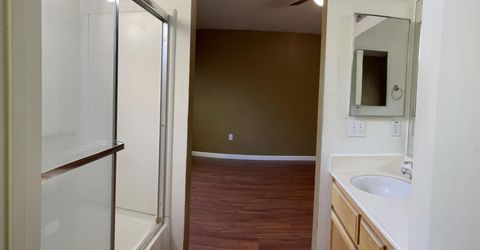 6368 Laguna Mirage Ln, Elk Grove, CA 95758 Photo