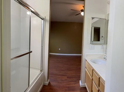 6368 Laguna Mirage Ln, Elk Grove, CA 95758 Photo