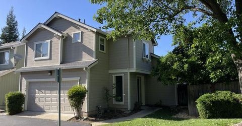 6368 Laguna Mirage Ln, Elk Grove, CA 95758 Photo