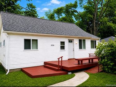 19394 Seminole, Redford Twp, MI 48240