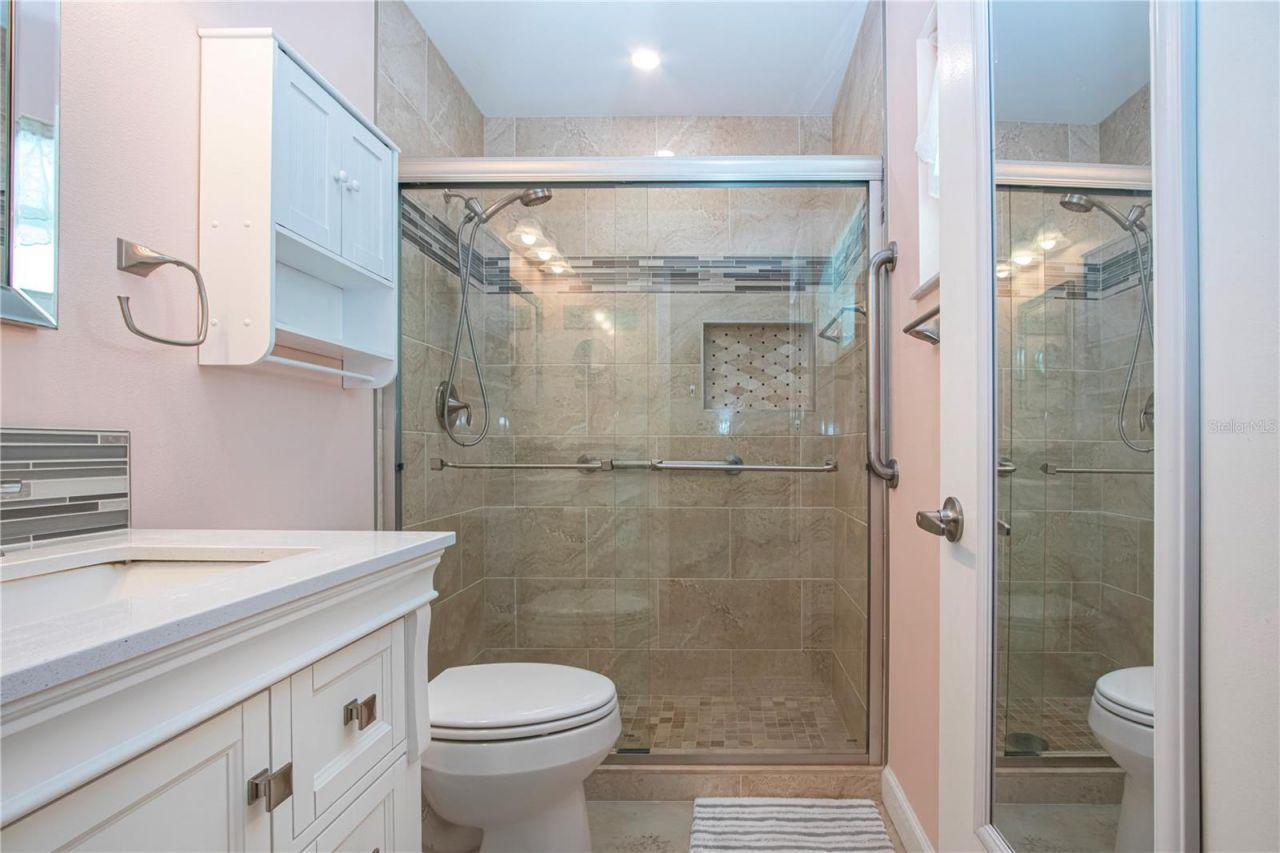 4405 Lakewood Avenue, Bradenton, FL 34208 Photo