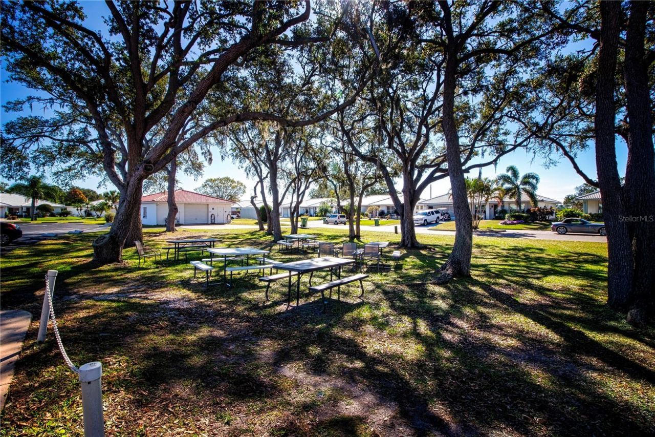 4405 Lakewood Avenue, Bradenton, FL 34208 Photo