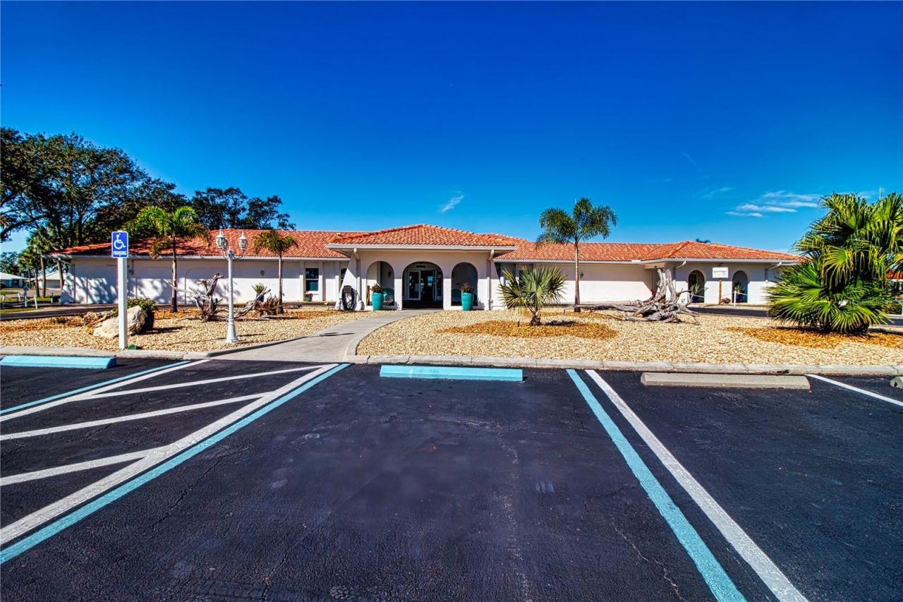 4405 Lakewood Avenue, Bradenton, FL 34208 Photo