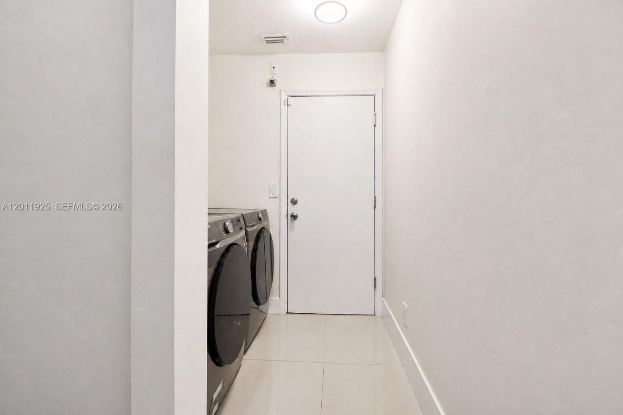 18083 SW 13th St , Pembroke Pines, FL 33029 Photo