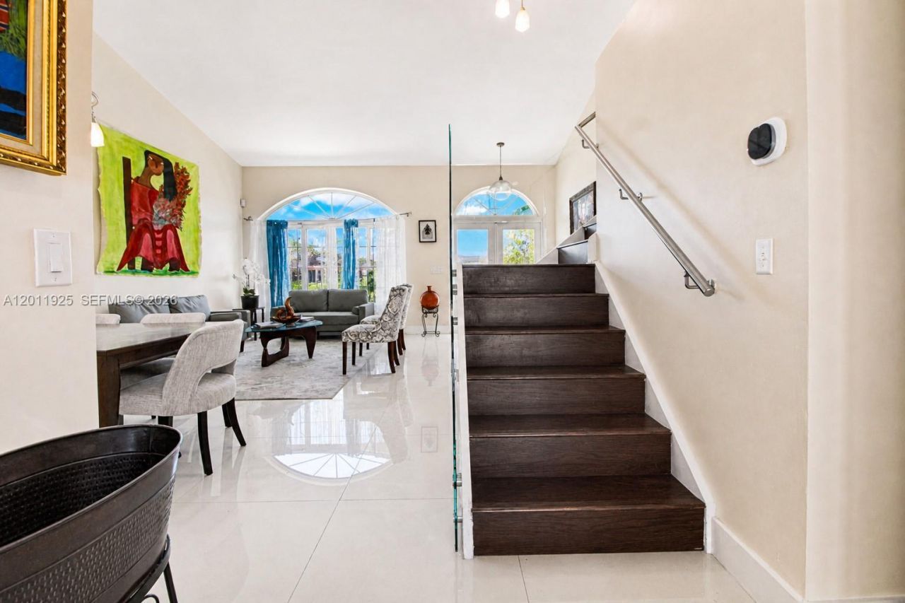 18083 SW 13th St , Pembroke Pines, FL 33029 Photo
