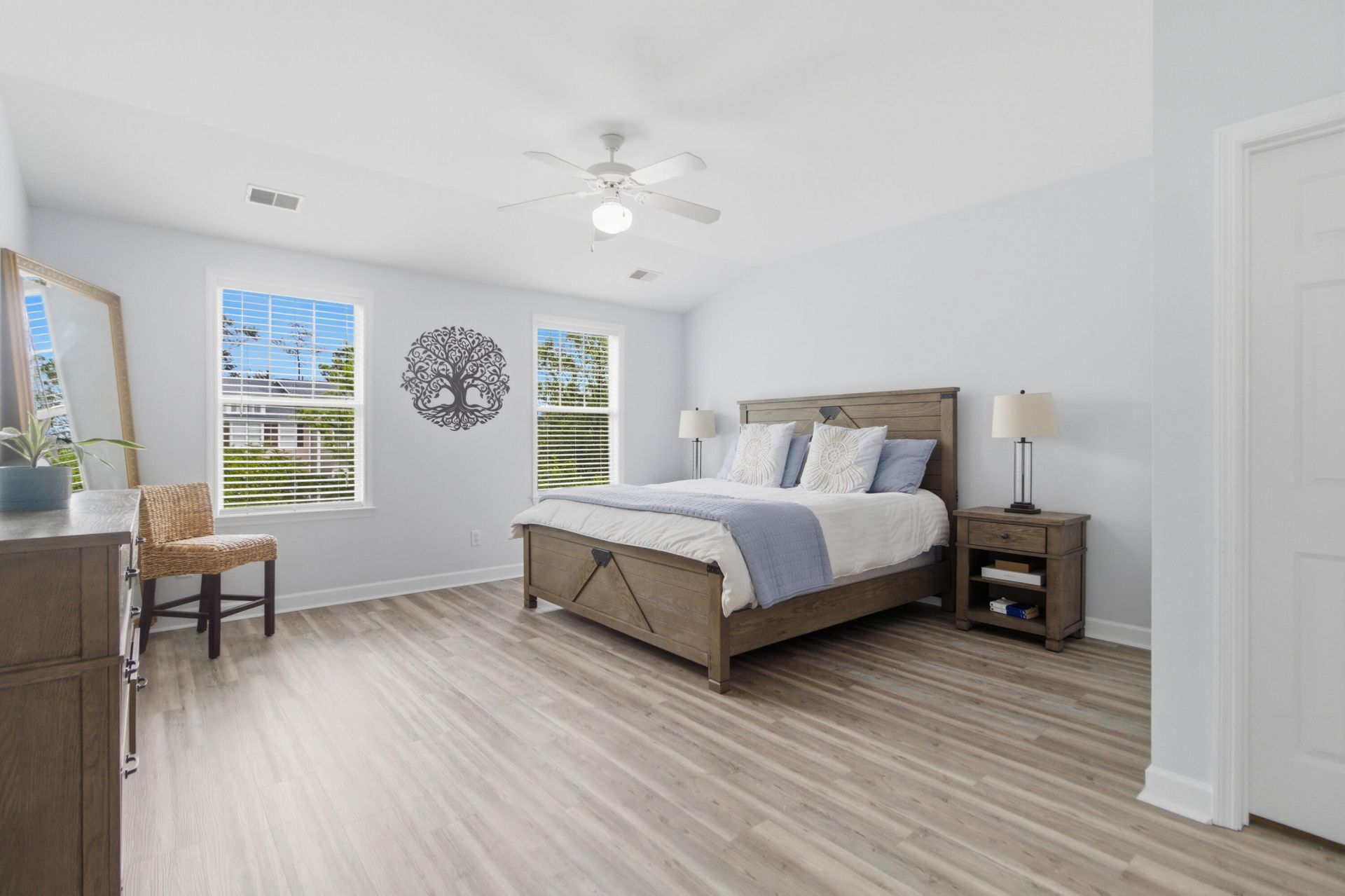 147 Palm Cove Way Photo 15
