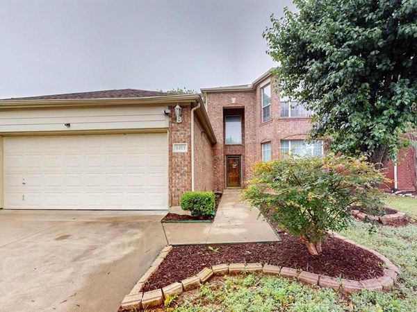 8413 Vicksburg Lane, Fort Worth, TX 76123