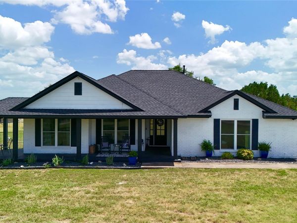 410 Mustang Mesa, Liberty Hill, TX 78642