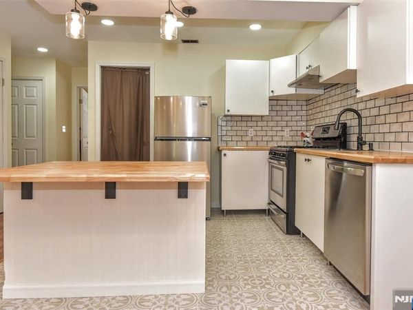 3 Red Lodge Drive 3, Unit 3, VERNON, NJ 07462