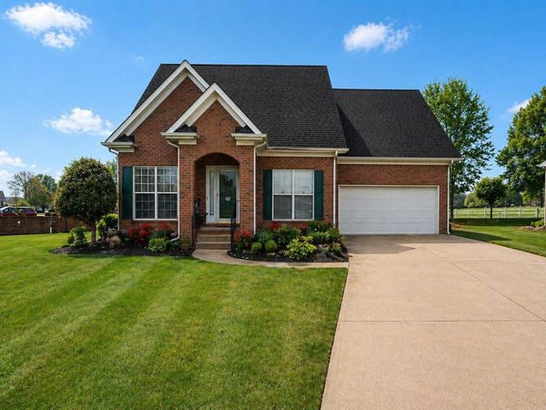 150 Prestwick Court , Bowling Green, KY 42103