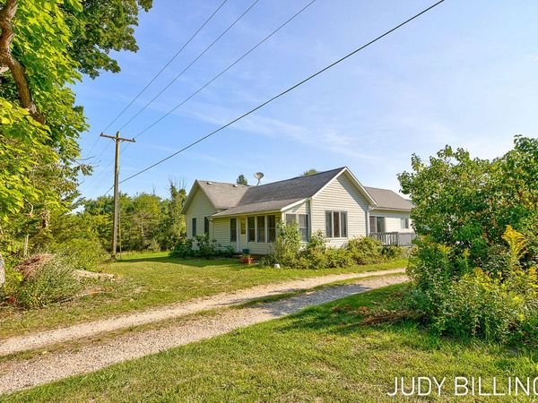 1317 68th Street, South Haven, MI 49090