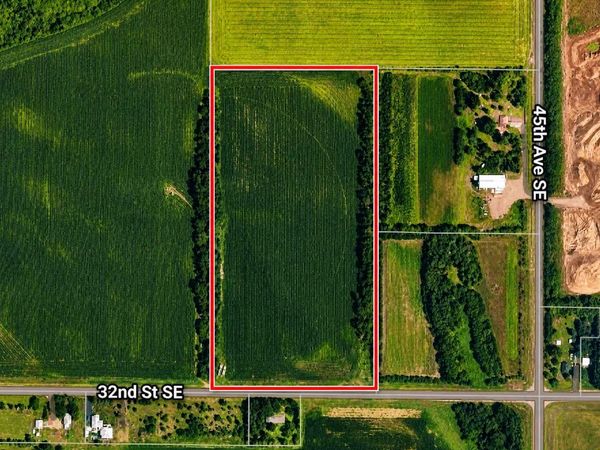 XXX 32nd Street SE, Saint Cloud, MN 56304