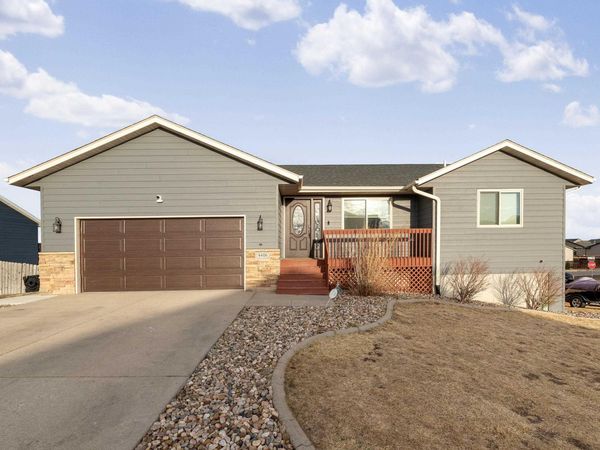 4406 TITAN DR, Rapid City, SD 57701