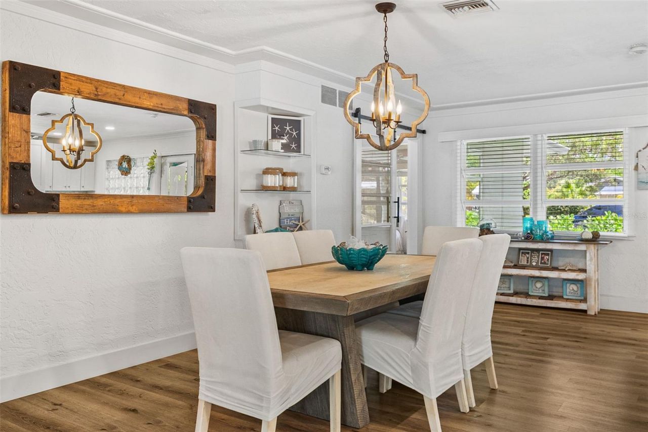 2215 Hibiscus Street, Sarasota, FL 34239 Photo