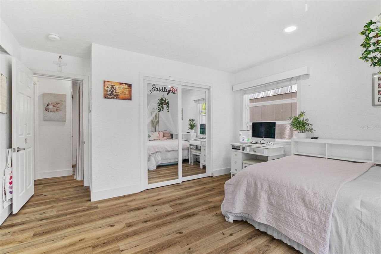 2215 Hibiscus Street, Sarasota, FL 34239 Photo
