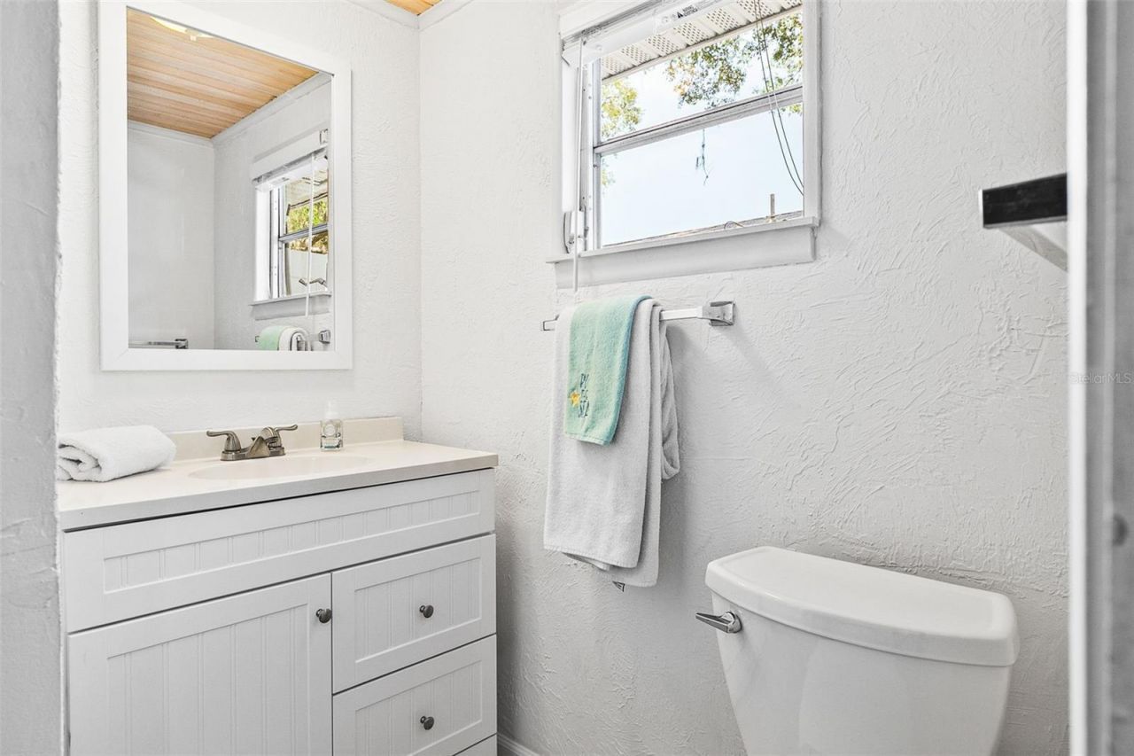 2215 Hibiscus Street, Sarasota, FL 34239 Photo
