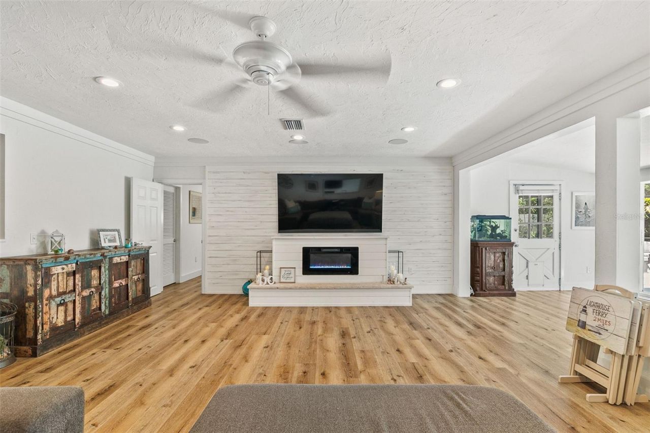 2215 Hibiscus Street, Sarasota, FL 34239 Photo