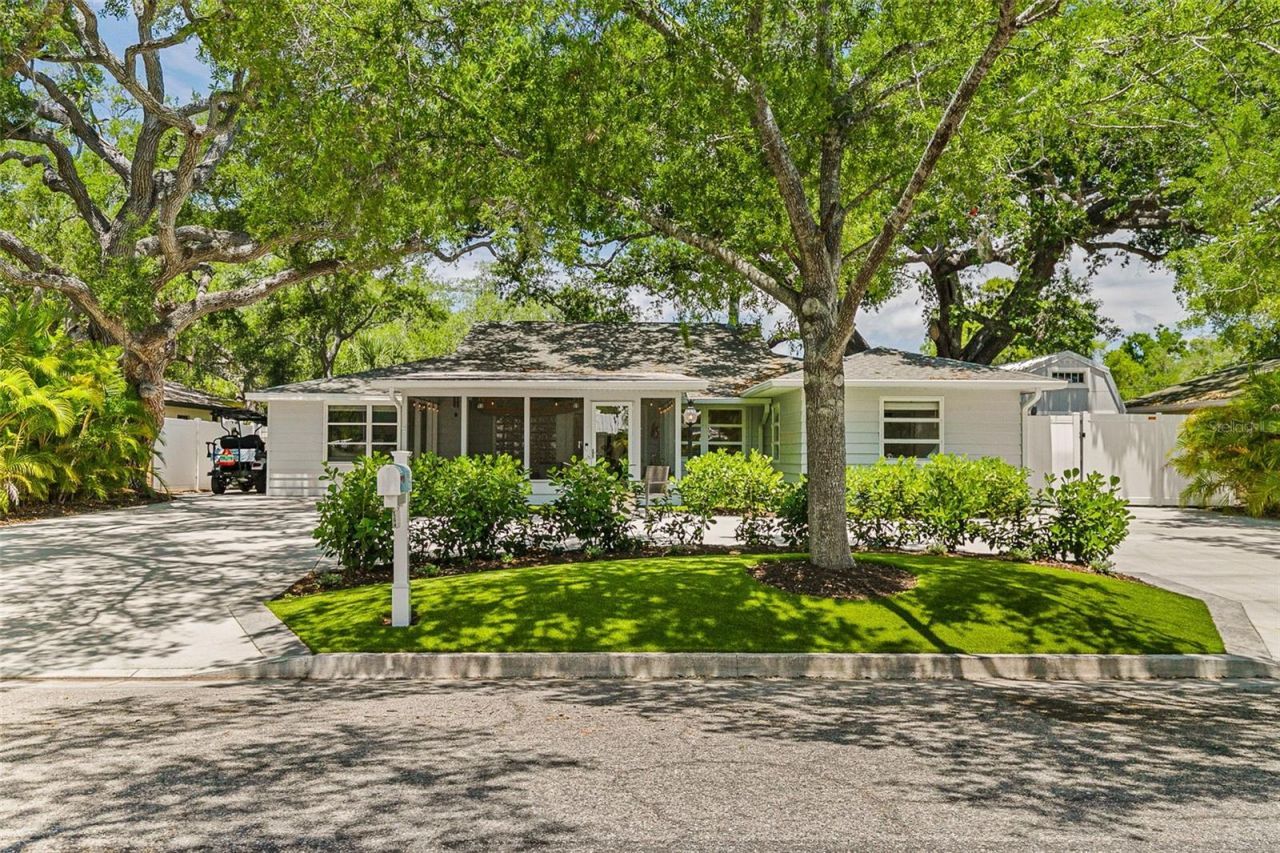 2215 Hibiscus Street, Sarasota, FL 34239 Photo