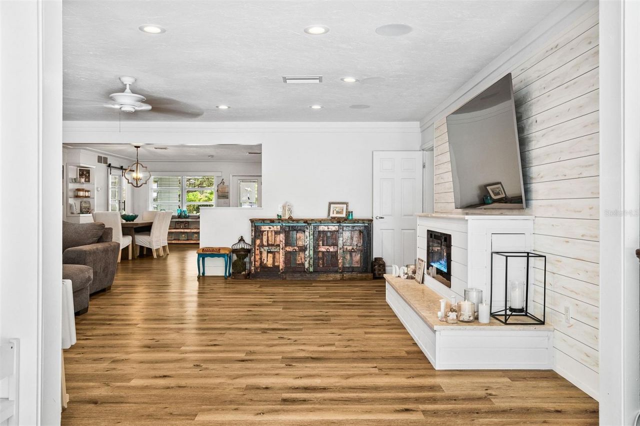 2215 Hibiscus Street, Sarasota, FL 34239 Photo