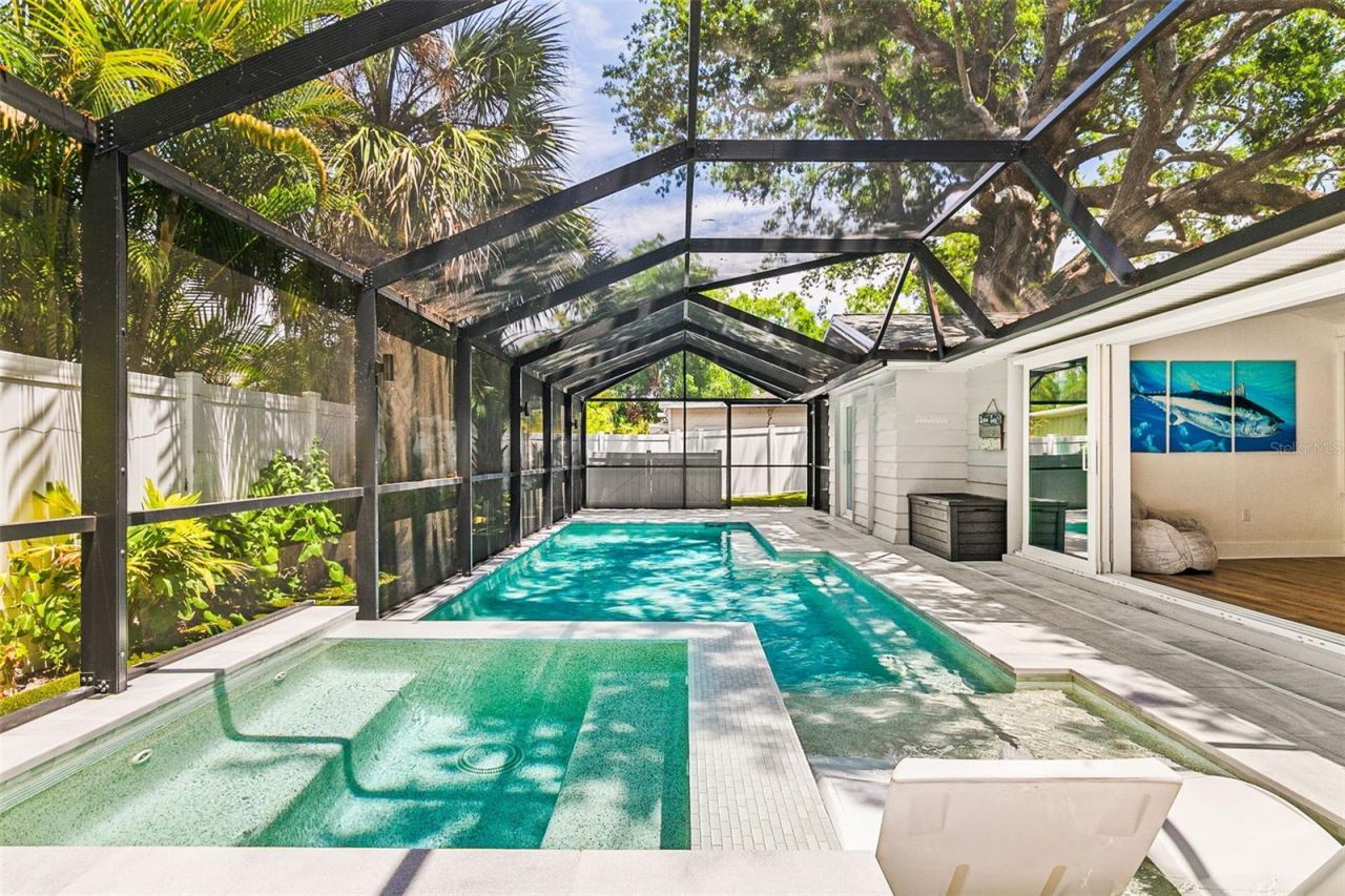 2215 Hibiscus Street, Sarasota, FL 34239 Photo