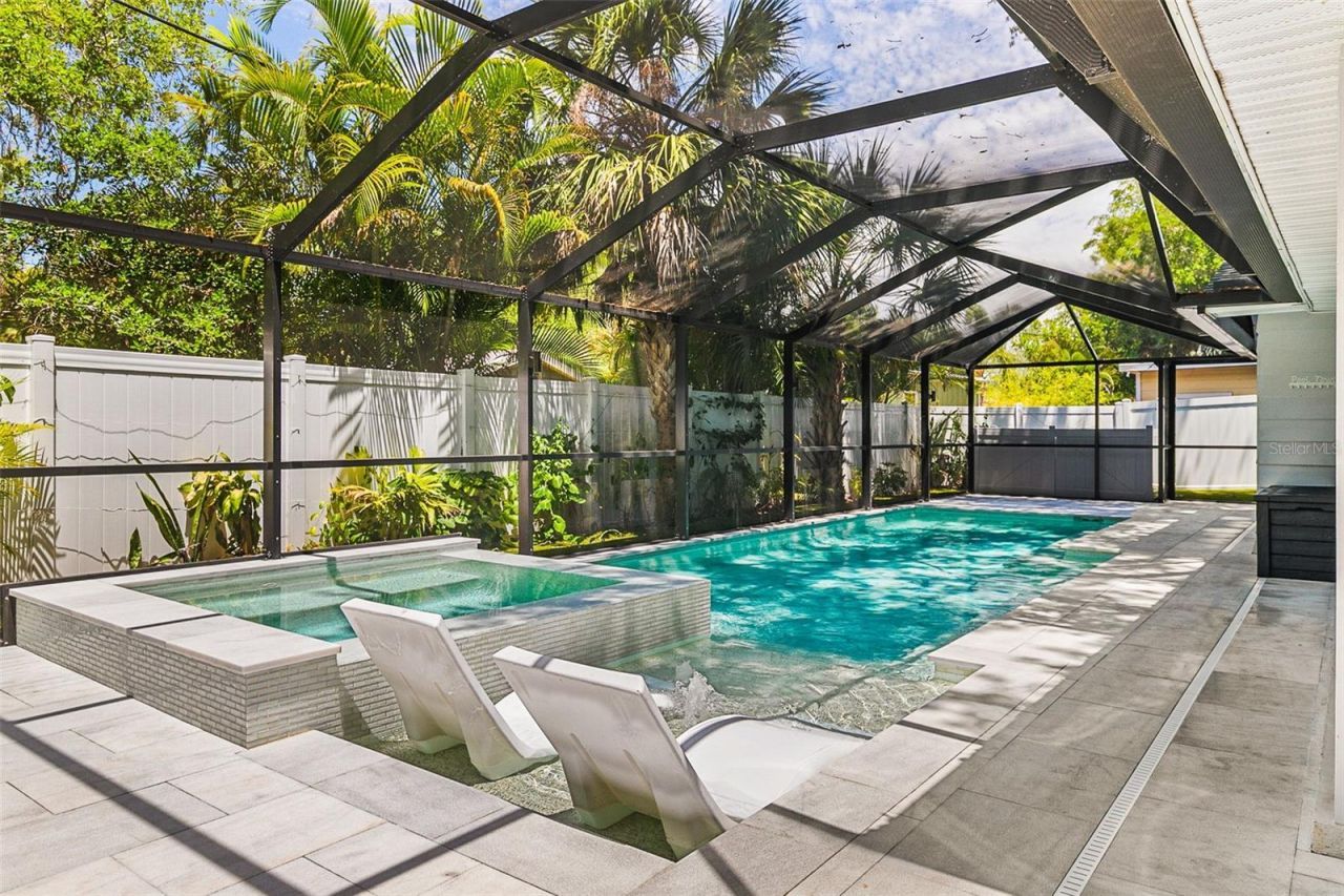 2215 Hibiscus Street, Sarasota, FL 34239 Photo