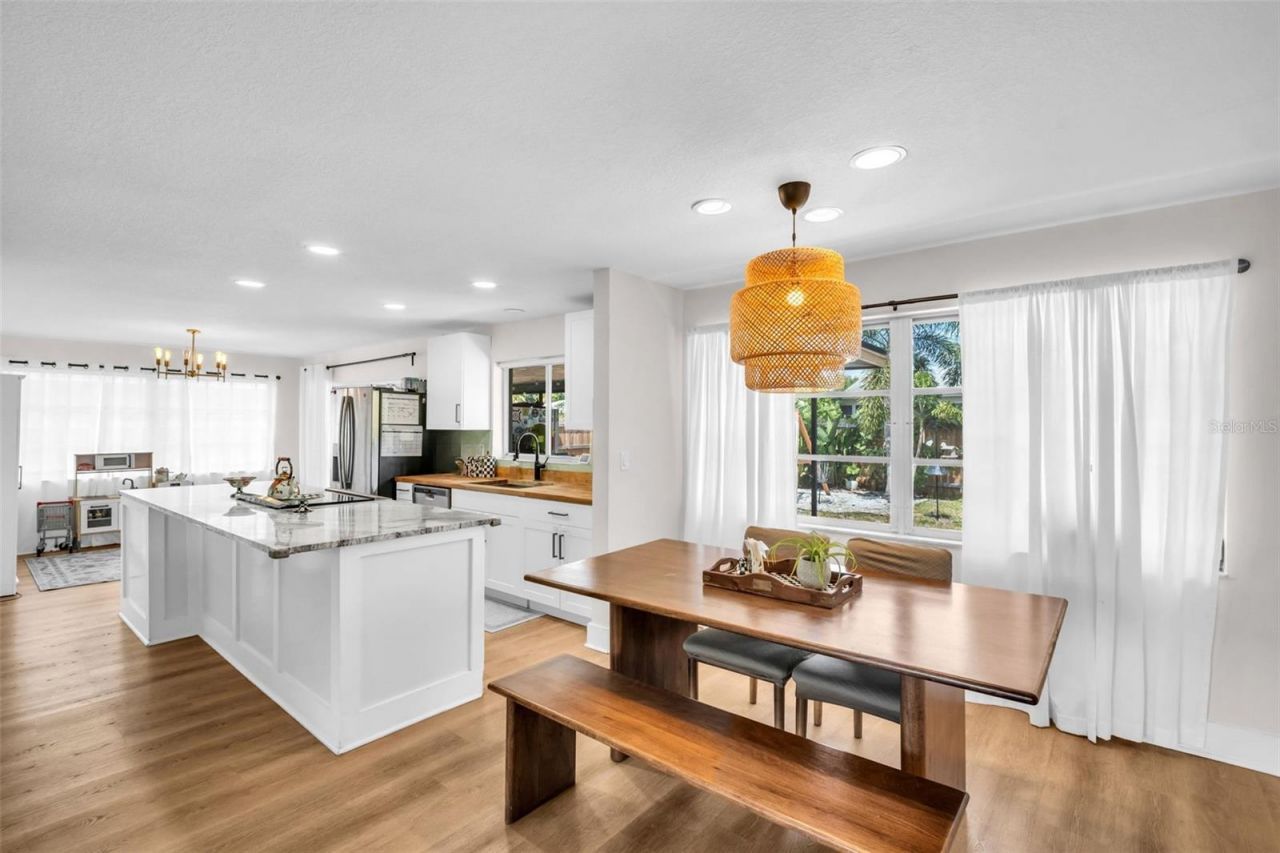 2542 Wynnewood Drive, Clearwater, FL 33763 Photo