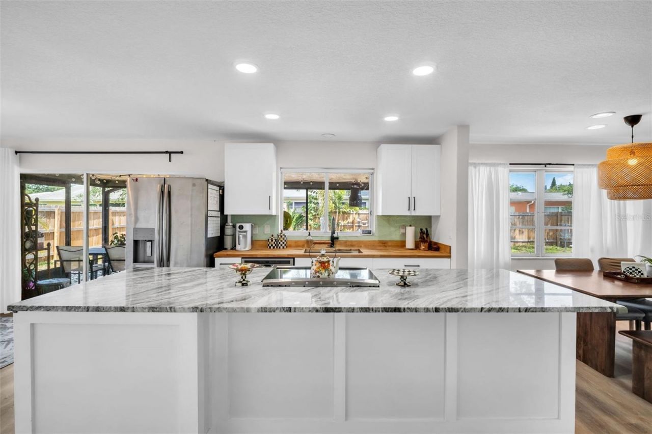 2542 Wynnewood Drive, Clearwater, FL 33763 Photo
