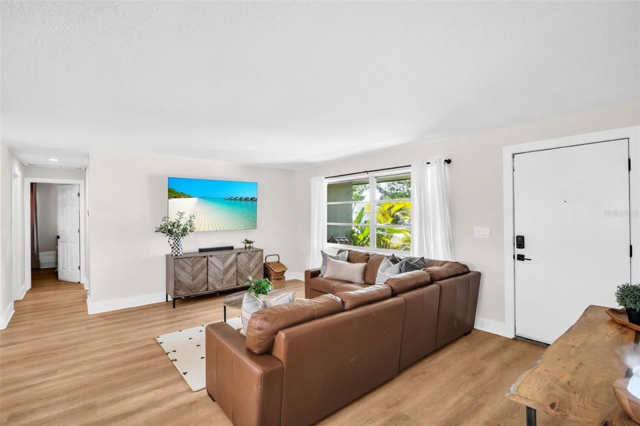 2542 Wynnewood Drive, Clearwater, FL 33763 Photo