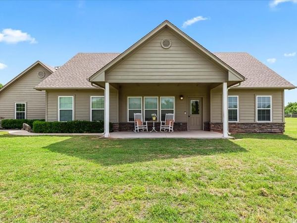 44131 County Street 2730, Cement, OK 73017