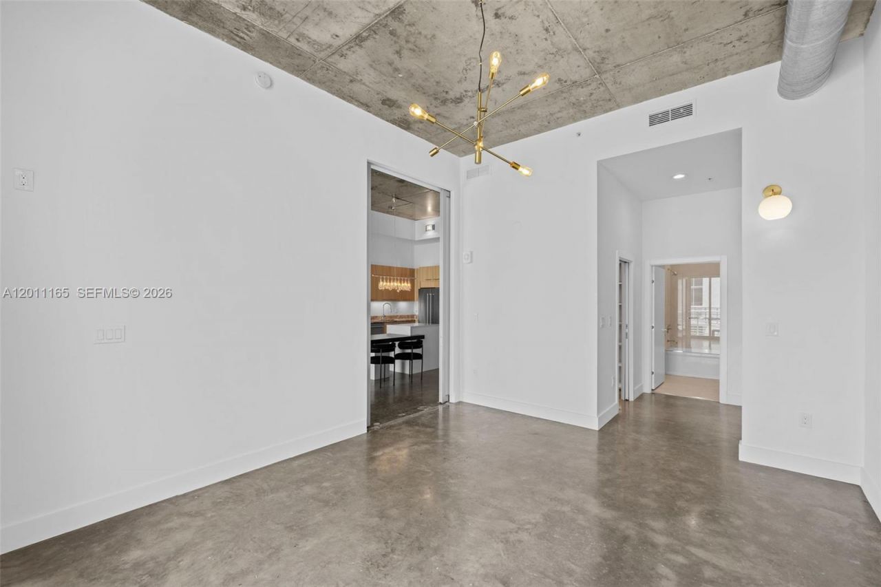 2001 Meridian Ave, Unit PH-17, Miami Beach, FL 33139 Photo