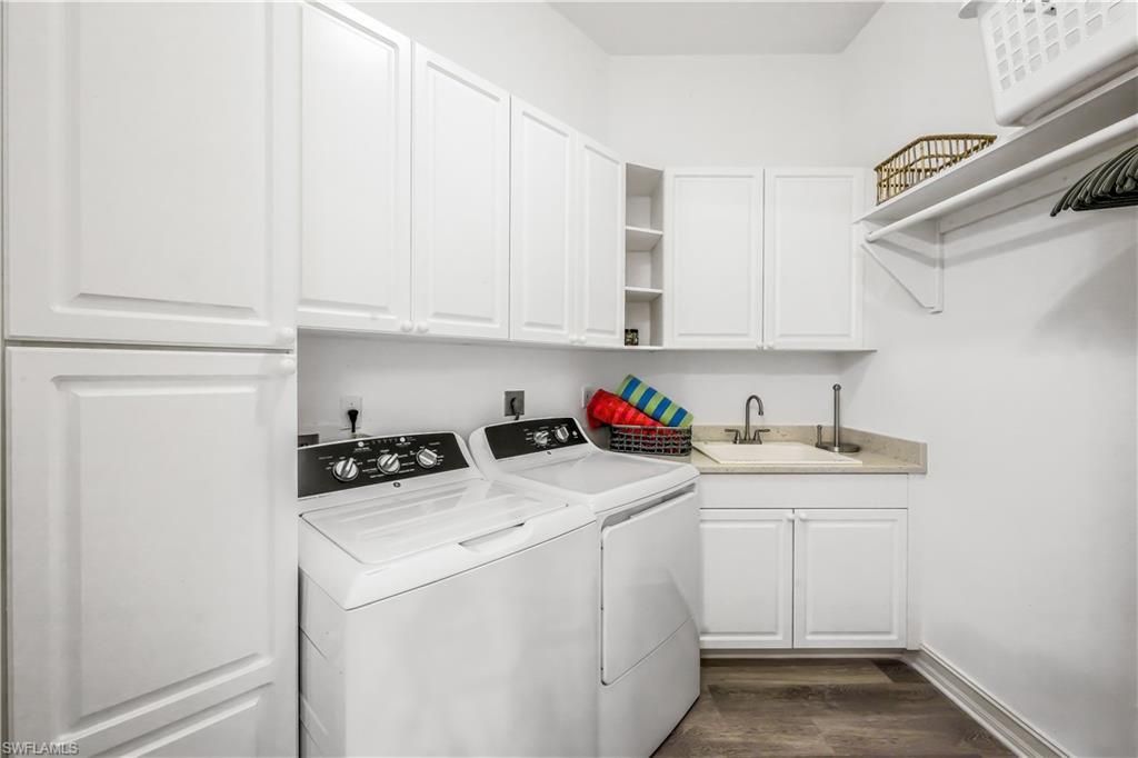 837 Sailaway Ln, Unit 204, Naples, FL 34108 Photo