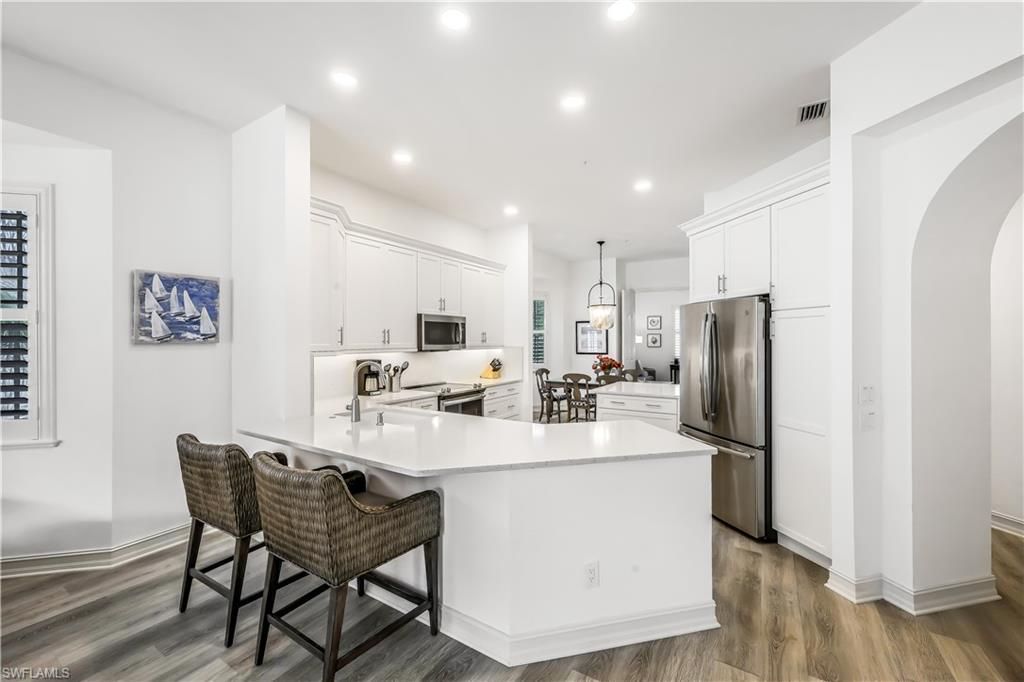 837 Sailaway Ln, Unit 204, Naples, FL 34108 Photo