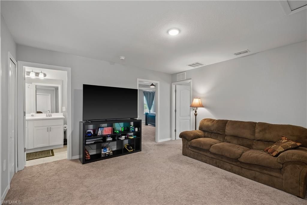 8944 Cascade Price Cir, North Fort Myers, FL 33917 Photo