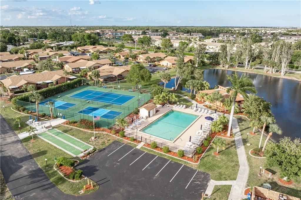 6414 Royal Woods Dr, Fort Myers, FL 33908 Photo