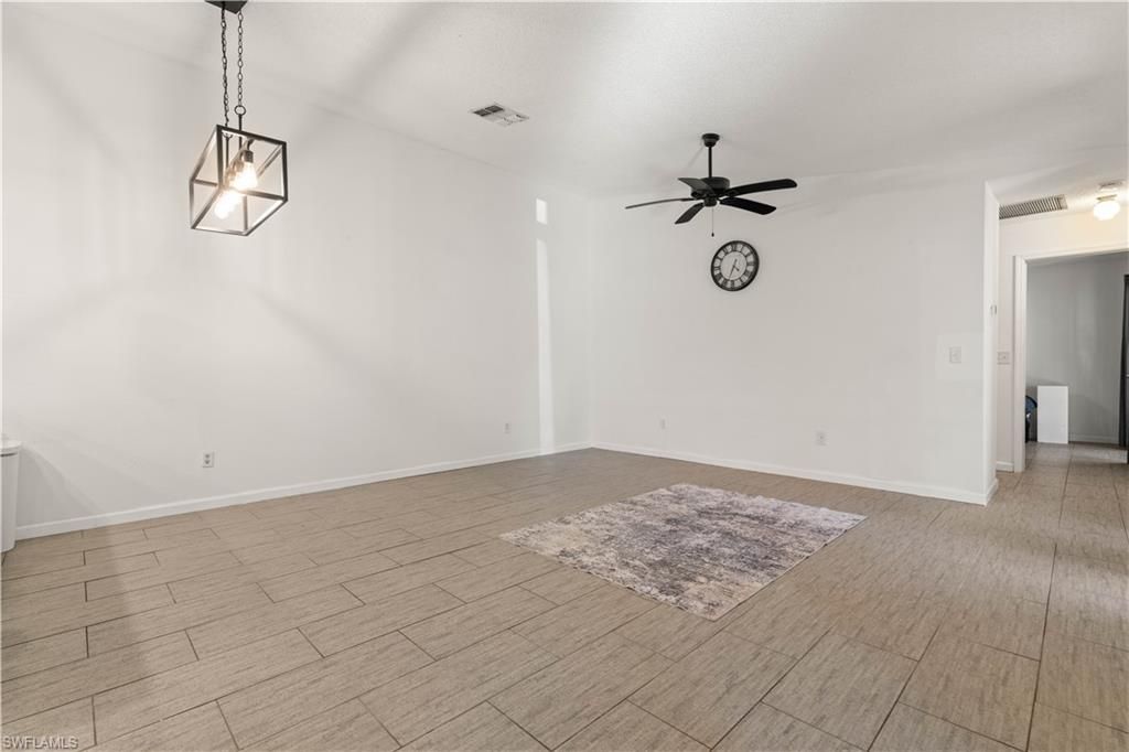 6414 Royal Woods Dr, Fort Myers, FL 33908 Photo