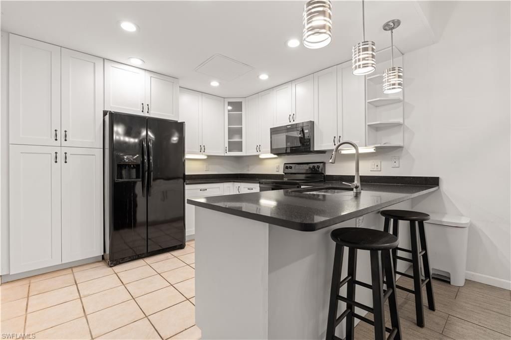 6414 Royal Woods Dr, Fort Myers, FL 33908 Photo