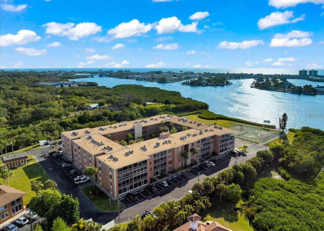 12760 Indian Rocks Road , Unit 1031, Largo, FL 33774 Photo