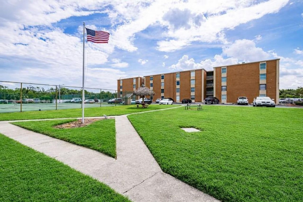 12760 Indian Rocks Road , Unit 1031, Largo, FL 33774 Photo