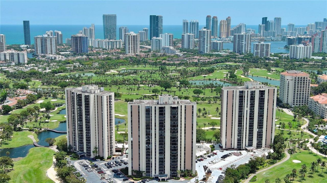 20301 W Country Club Dr, Unit PH24, Aventura, FL 33180 Photo