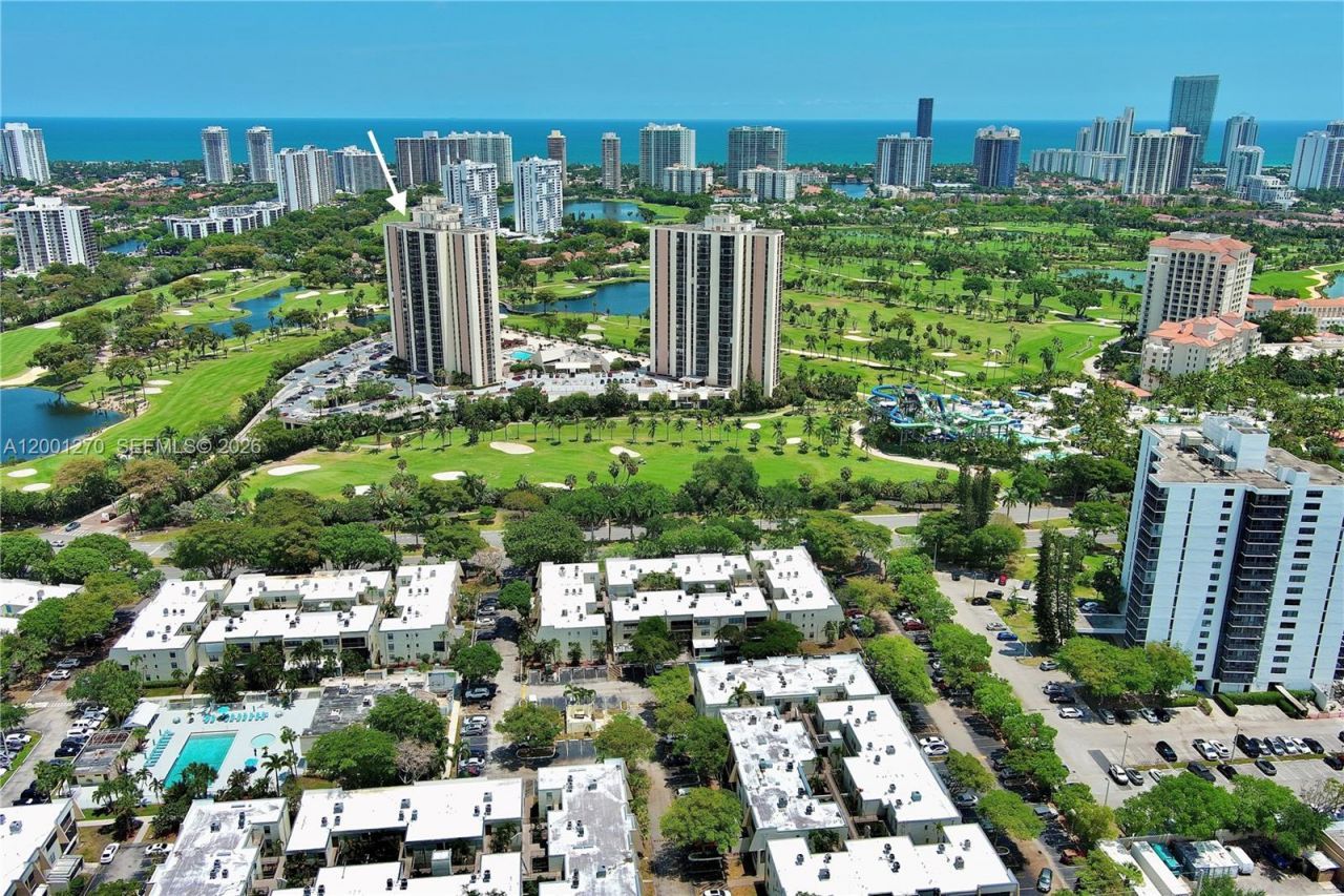 20301 W Country Club Dr, Unit PH24, Aventura, FL 33180 Photo