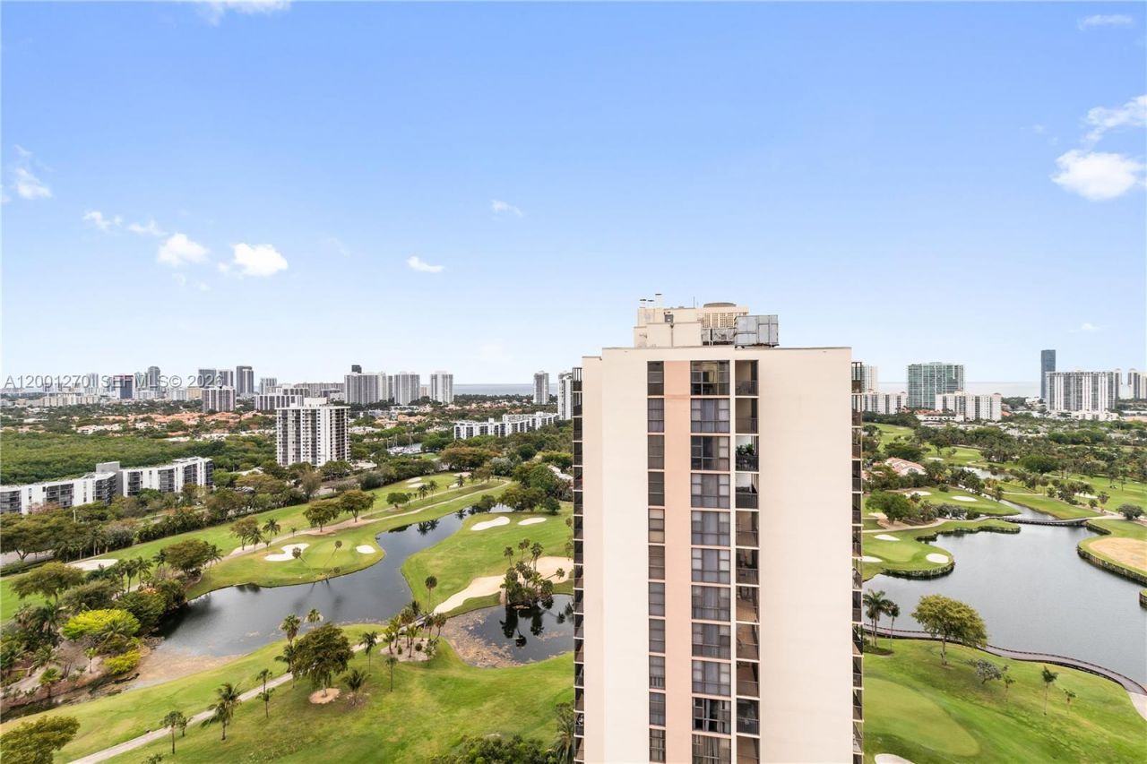 20301 W Country Club Dr, Unit PH24, Aventura, FL 33180 Photo