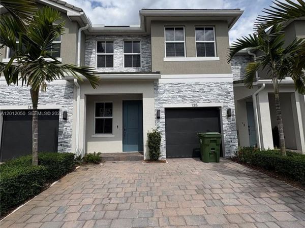 135 SW 171st Ln , Unit 135, Pembroke Pines, FL 33027