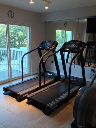 2740 SW 28th Ter, Unit 304, Miami, FL 33133 Photo